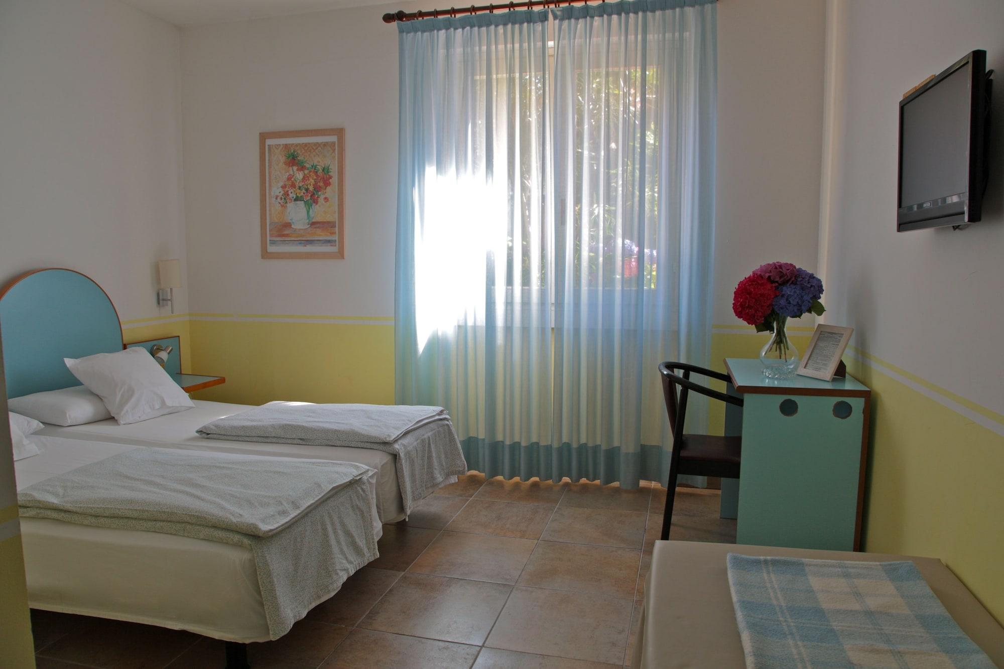 Hotel San Filis Сан Феличе дел Бенако Екстериор снимка